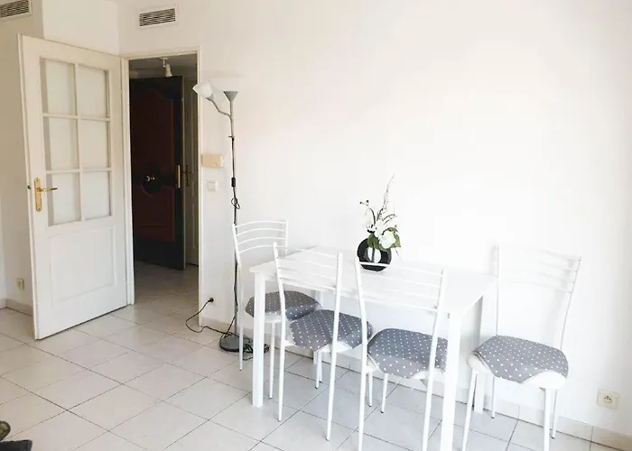 Appartement Les Domes, Piscine Nice