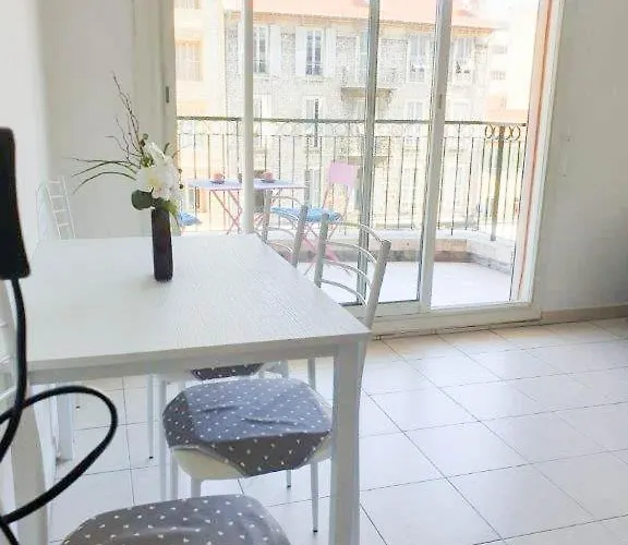 Les Domes, Piscine Appartement Nice